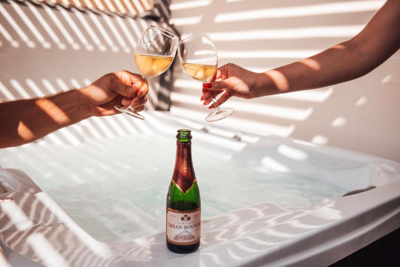 La Suite 176 - Piscine Privee, Spa, Hammam A ランス エクステリア 写真