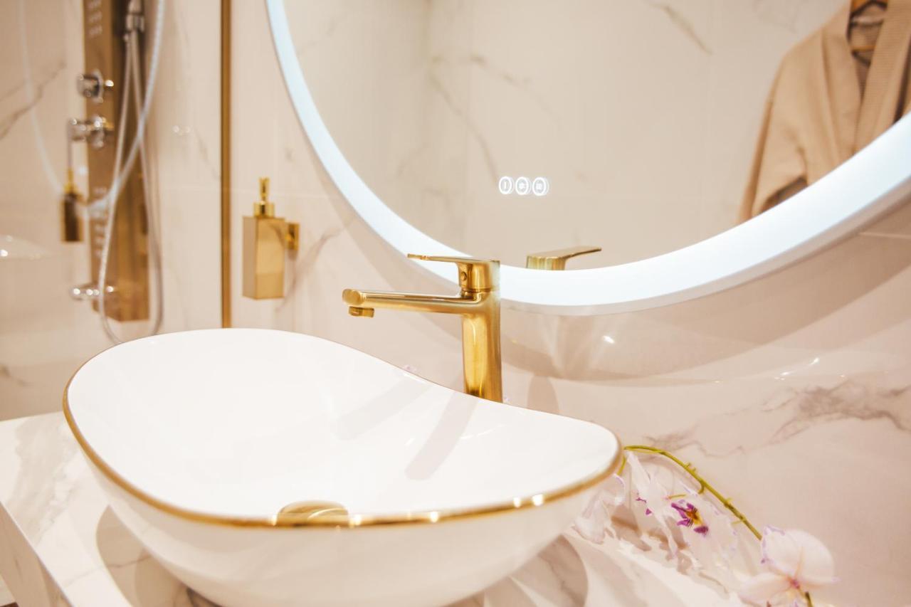 La Suite 176 - Piscine Privee, Spa, Hammam A ランス エクステリア 写真